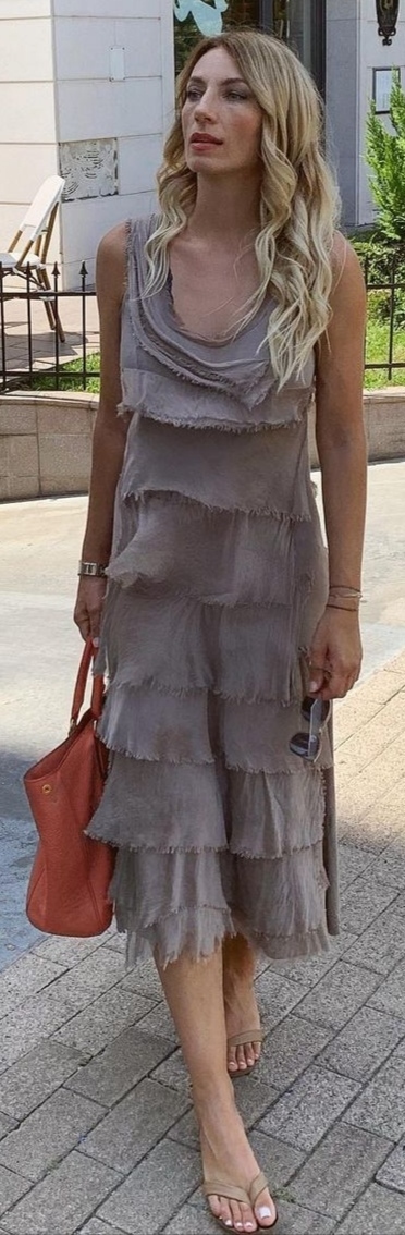 Ana Stanic 3
