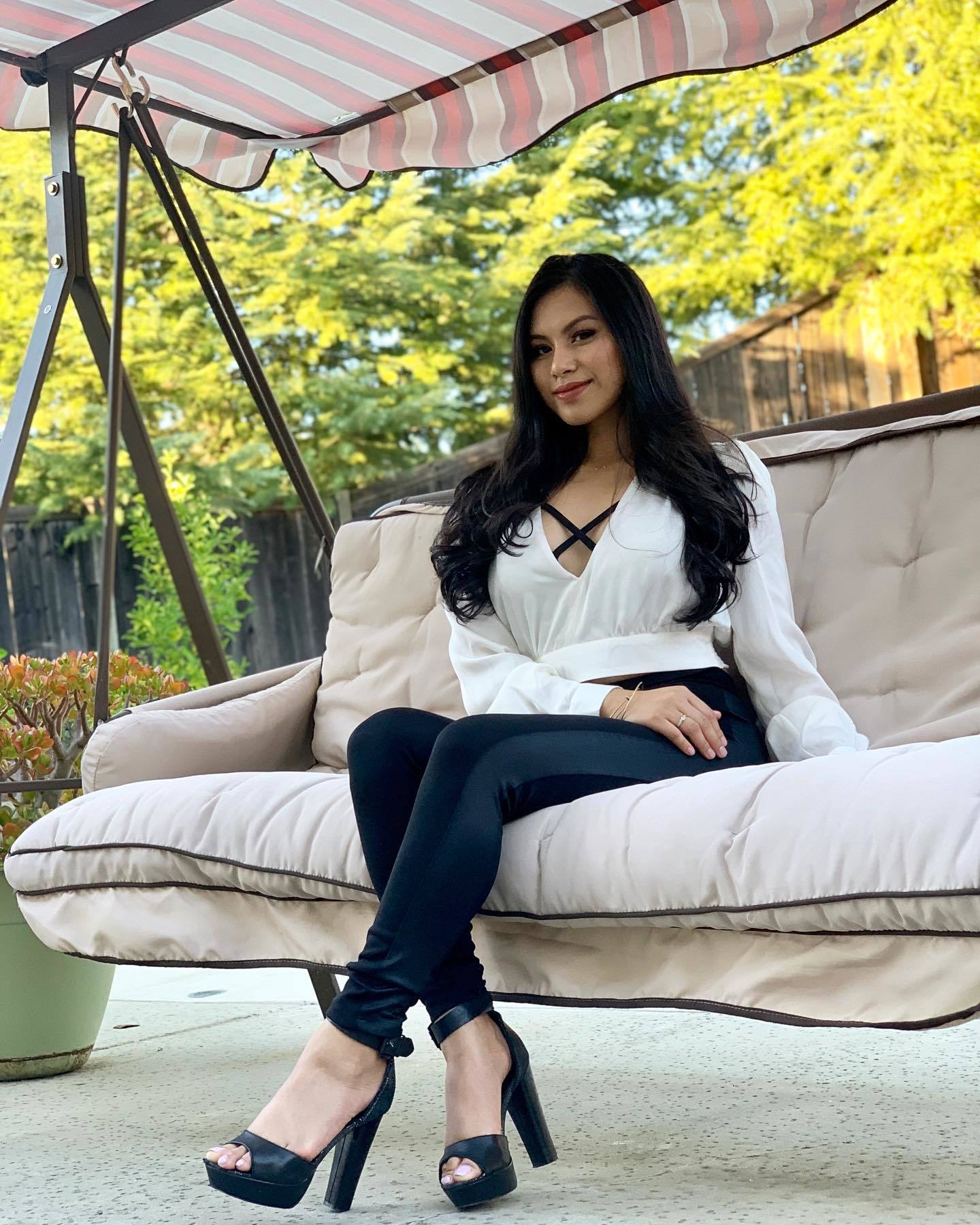 Ellona Santiago 1