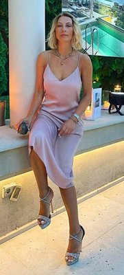 Ana Stanic 6