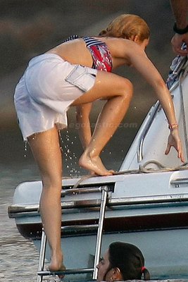 Shakira 10